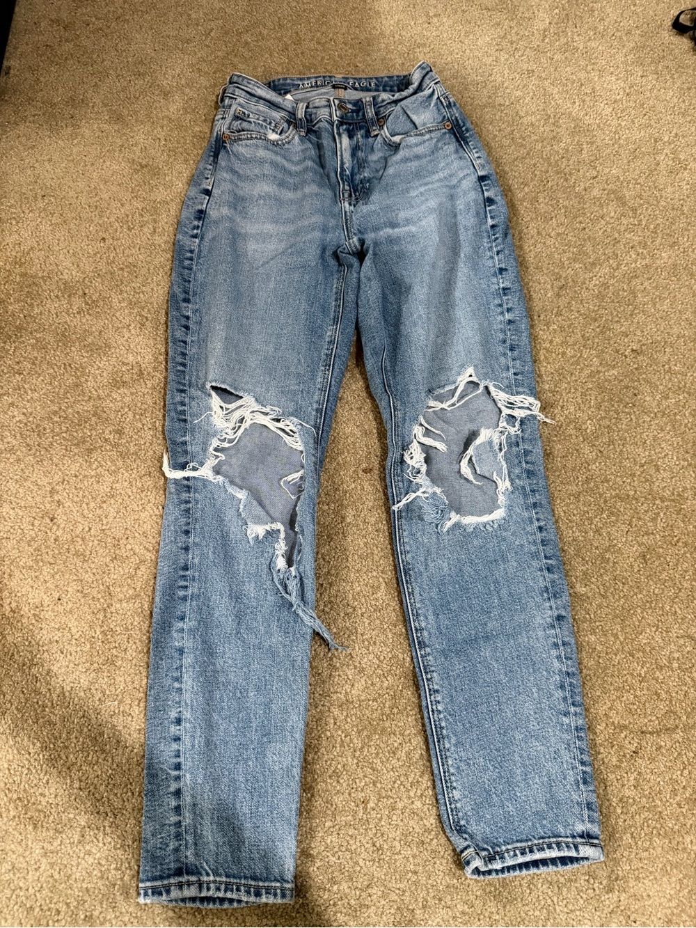 American Eagle Outfitters Light Blue Distressed Straight Leg Mom Jeans